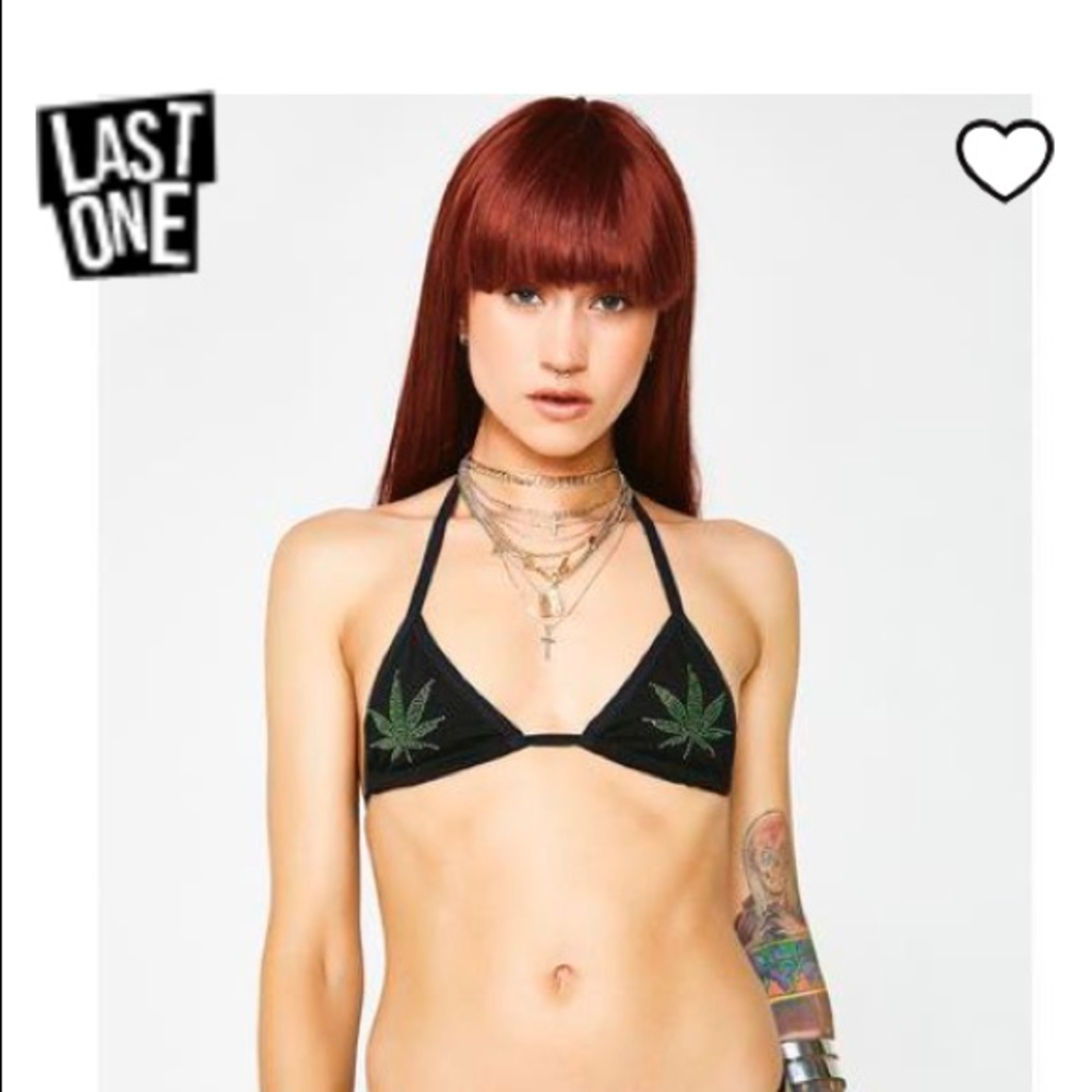 Dolls Kill weed top